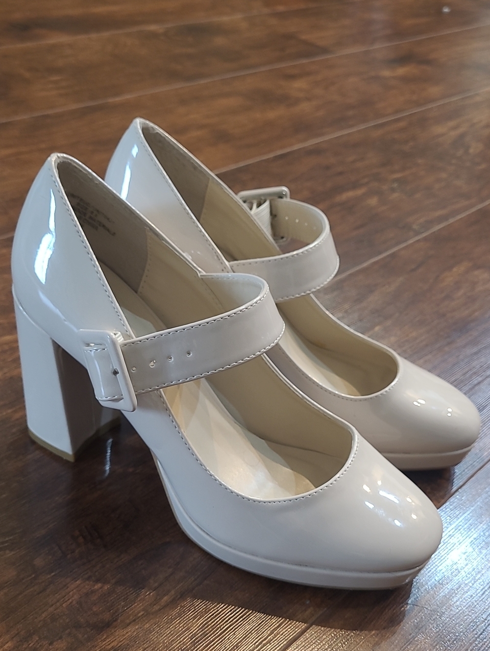 Madden Girl Dion Womens Platform Ankle Strap Block Heels Sz 8.5 Ivory
